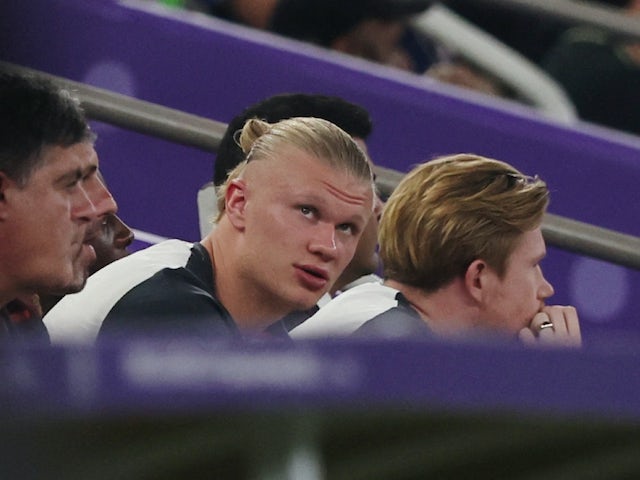 Erling Haaland de Manchester City dans les tribunes lors du match du 19 décembre 2023 Erling Haaland de Manchester City dans les tribunes lors du match du 19 décembre 2023