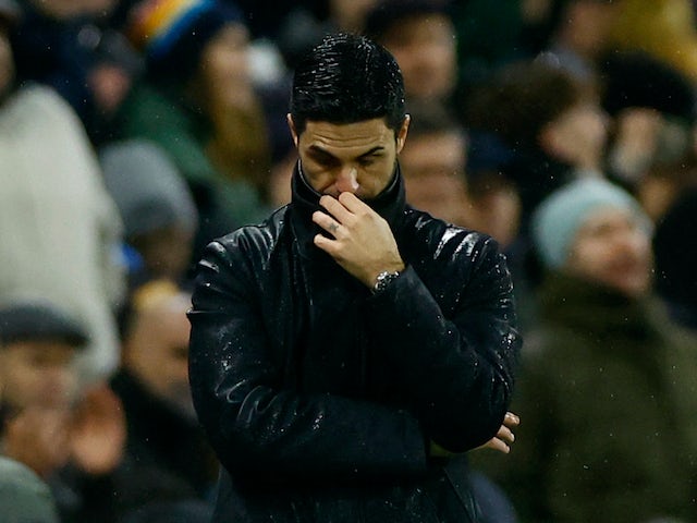 Mikel Arteta, manager d'Arsenal, photographié le 31 décembre 2023