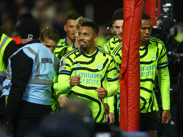 Gabriel Jesus d'Arsenal célèbre son premier but le 28 janvier 2024