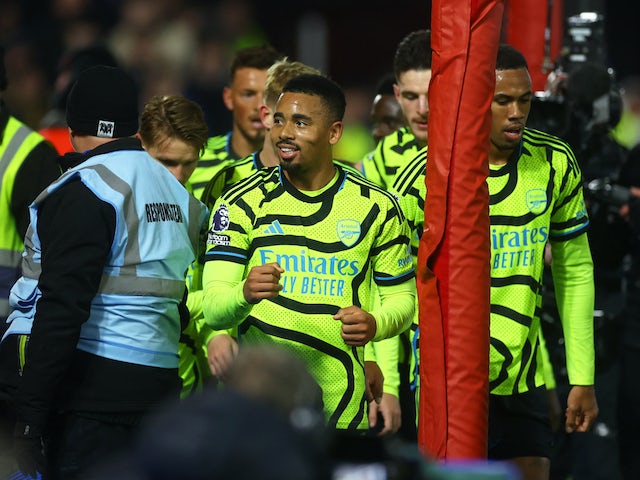 Gabriel Jesus d'Arsenal célèbre son premier but le 28 janvier 2024