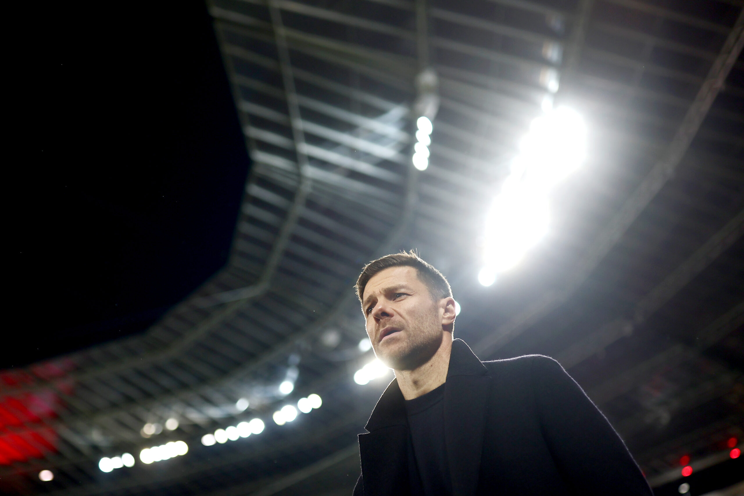 L'ancien patron de Liverpool met en garde contre l'"intelligent" Xabi Alonso