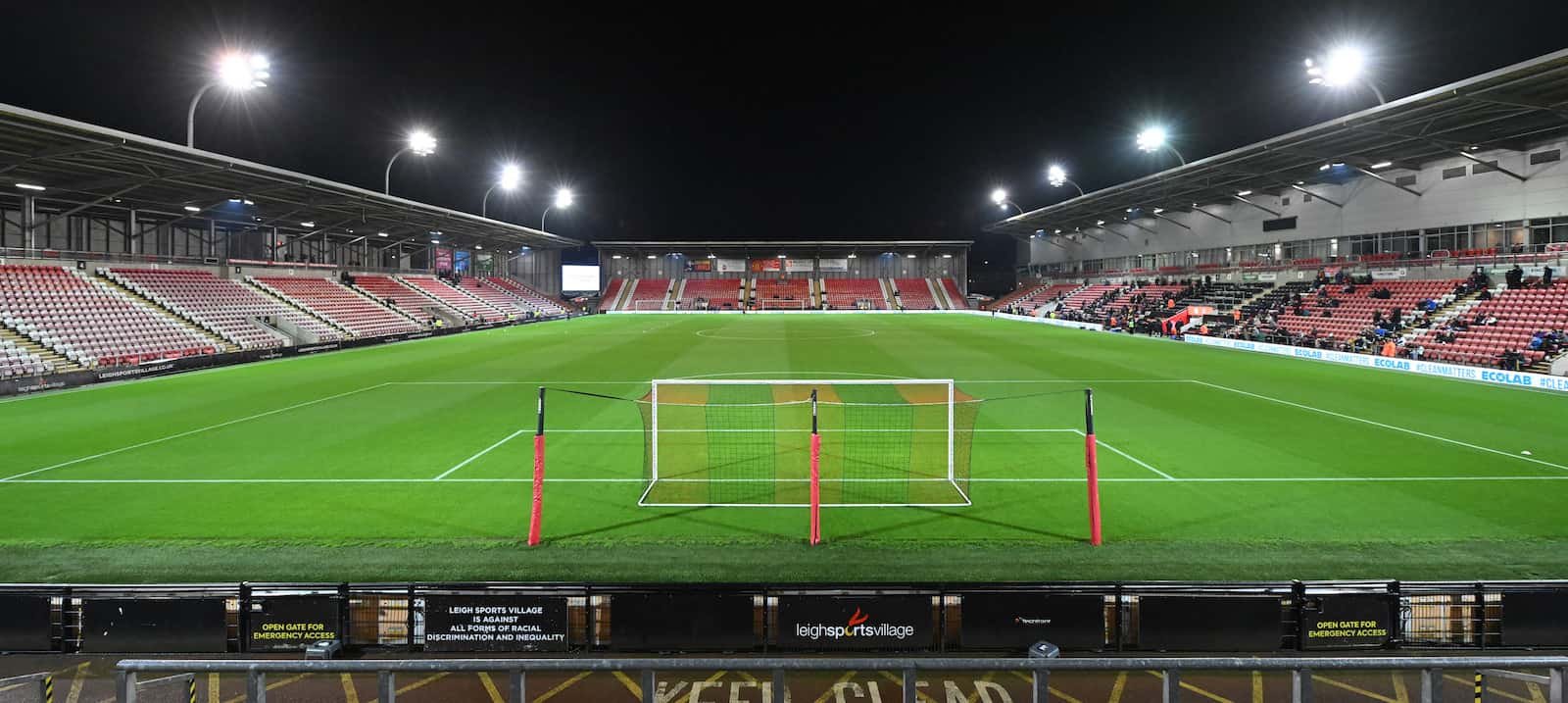 Polly Bancroft quitte Manchester United pour Grimsby Town – Man United News And Transfer News