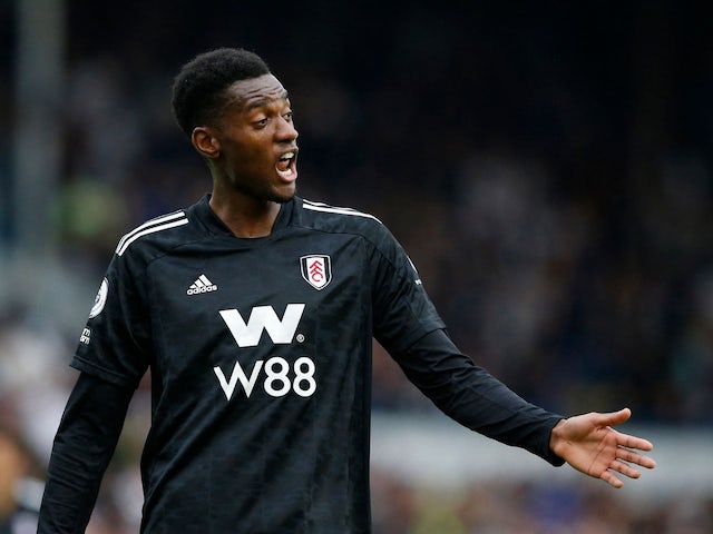 Tosin Adarabioyo de Fulham réagit le 23 octobre 2023