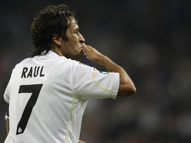 Raul en action pour le Real Madrid en 2009