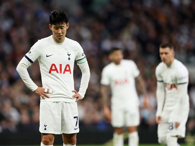 Son Heung-min de Tottenham Hotspur semble abattu le 17 février 2024