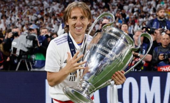 Modric Luka Modric, icône du Real Madrid, est l'un des 10 joueurs actifs avec le plus d'apparitions en UEFA Champions League.