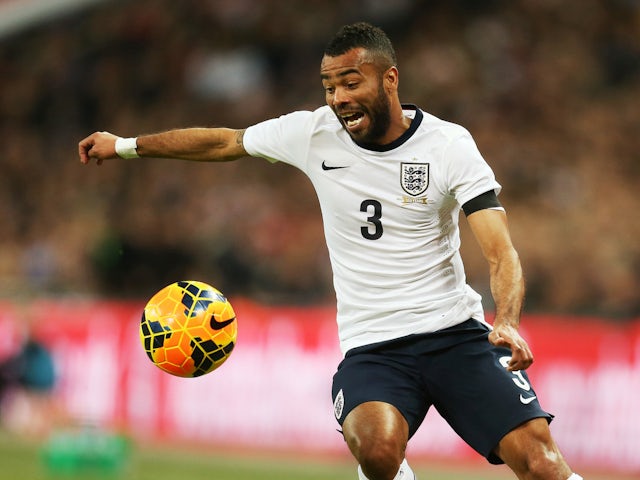 Ashley Cole photographiée pour l'Angleterre en 2014