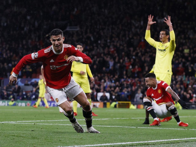 Cristiano Ronaldo de Manchester United célèbre son but contre Villarreal en Ligue des champions le 29 septembre 2021