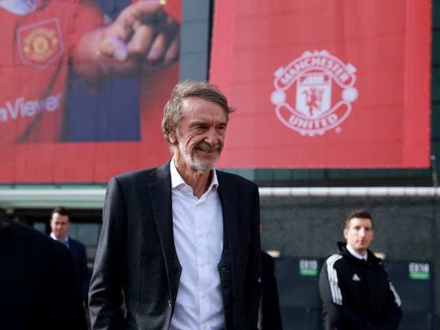 Le président d'Ineos, Jim Ratcliffe, est photographié à Old Trafford à Manchester, en Grande-Bretagne, le 17 mars 2023.