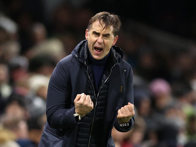 L'entraîneur-chef des Wolverhampton Wanderers, Julen Lopetegui, lors du match nul contre Fulham le 24 février 2023.