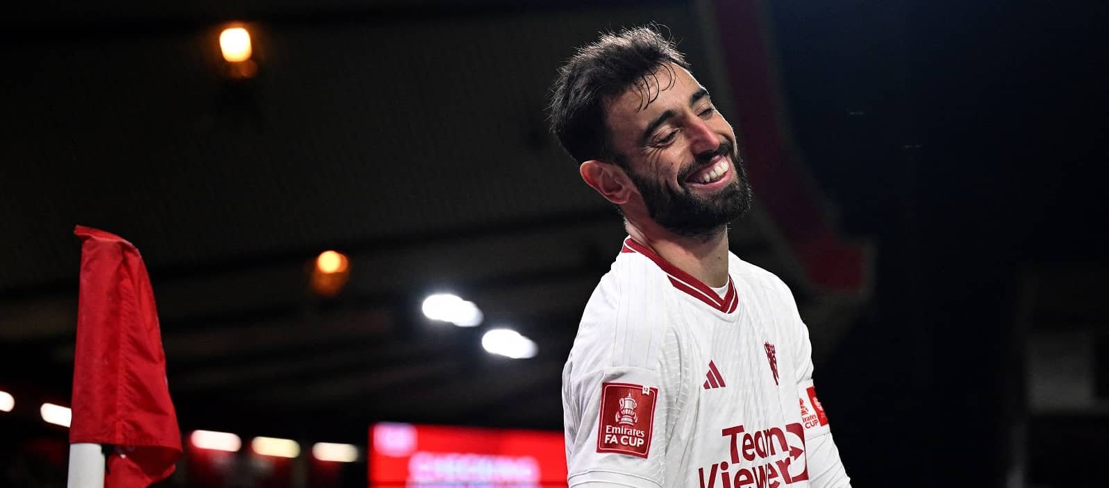 Bruno Fernandes montre ses vraies couleurs alors que les détails de son acte de classe envers Man United émergent - Man United News And Transfer News