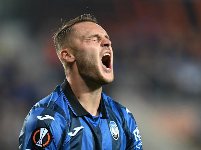 Teun Koopmeiners d'Atalanta BC réagit en septembre 2023