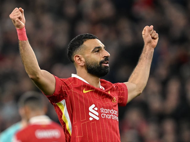 Mohamed Salah de Liverpool fait la fête le 2 novembre 2024