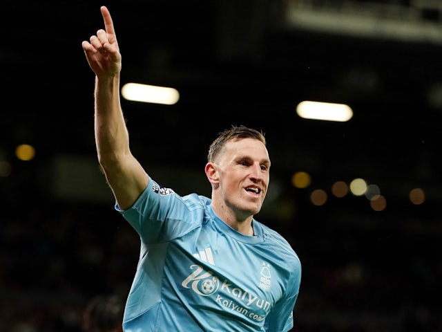 Chris Wood de Nottingham Forest célèbre son score le 7 décembre 2024