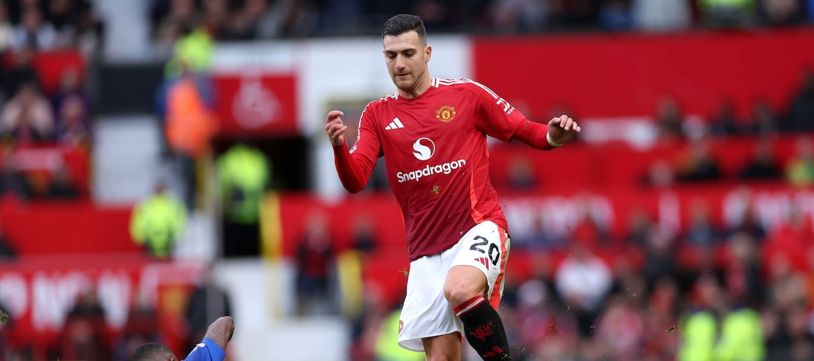 Le Real Madrid est toujours intéressé par Diogo Dalot, mais Man United demande 50 millions d'euros pour l'arrière latéral - Man United News And Transfer News