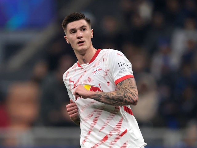 Benjamin Sesko du RB Leipzig lors du match d'UEFA Champions League de son équipe contre l'Inter Milan, le 26 novembre 2024.