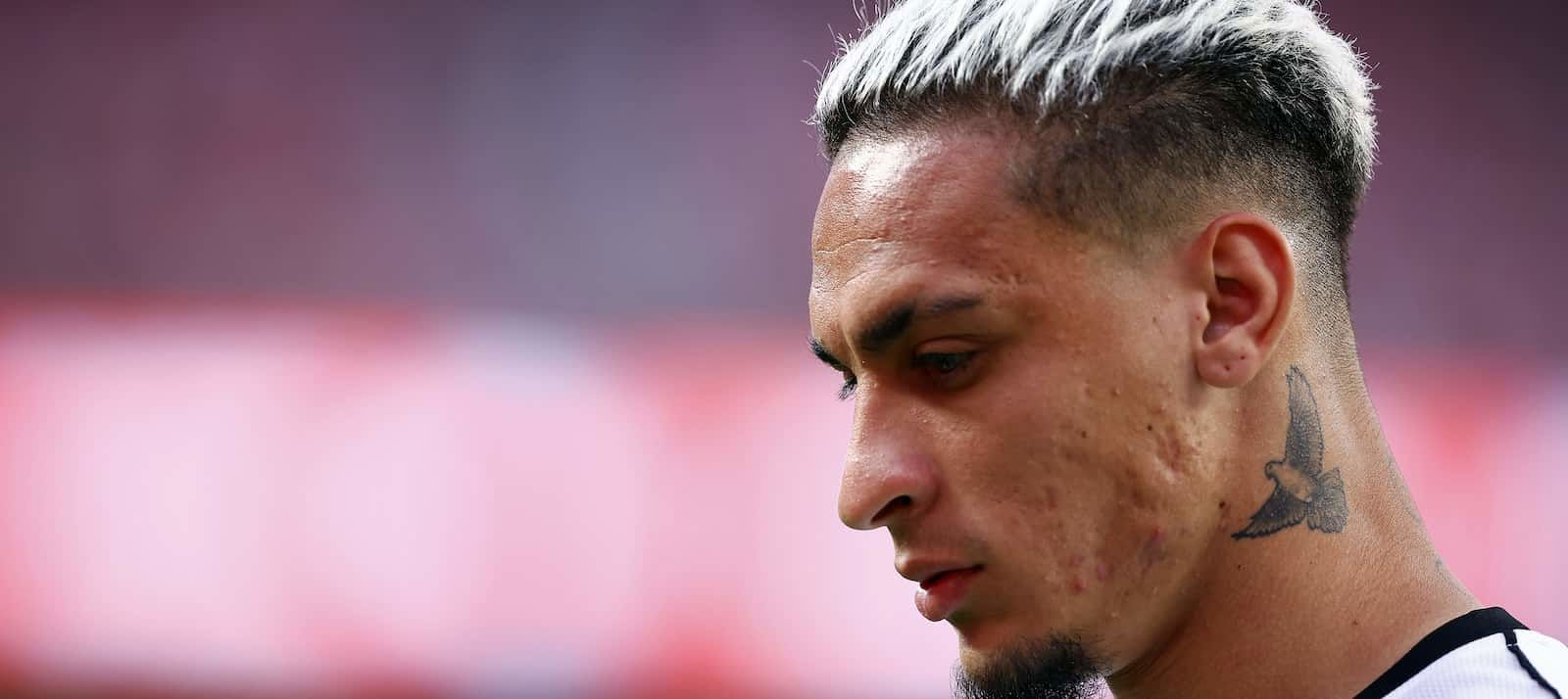 Fabrizio Romano confirme qu'il est peu probable que le prêt d'Antony à l'Olympiacos se produise - Man United News And Transfer News