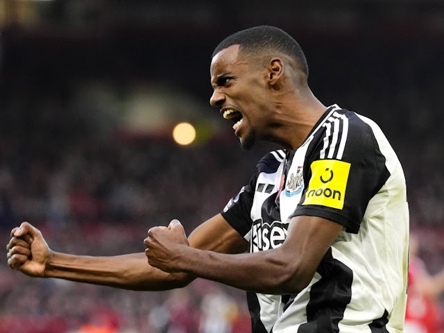 Alexander Isak de Newcastle United célèbre le score le 10 novembre 2024
