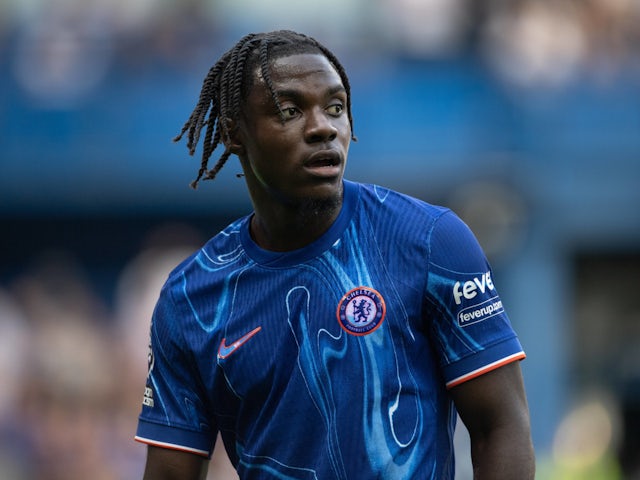 Le milieu de terrain de Chelsea Romeo Lavia en août 2024. Le milieu de terrain de Chelsea Romeo Lavia en août 2024.