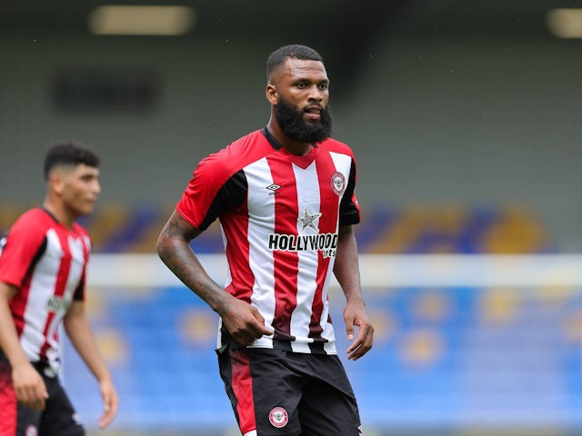 Igor Thiago de Brentford en action le 20 juillet 2024