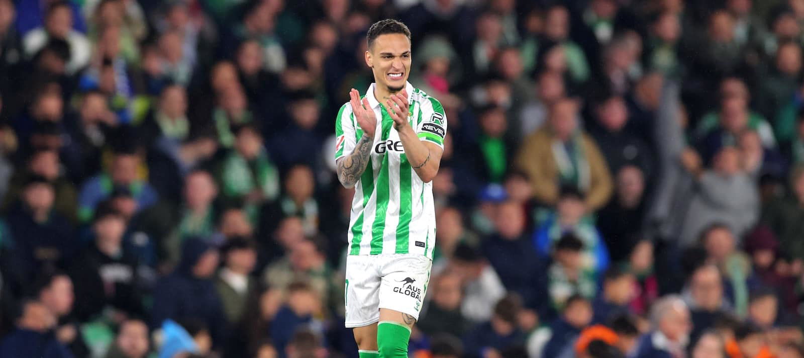 Le PDG dit qu'Antony de Man United séjourne dans Real Betis est "une possibilité" - Man United News and Transfer News