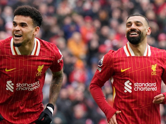 Luis Diaz et Mohamed Salah de Liverpool célèbrent le 16 février 2025