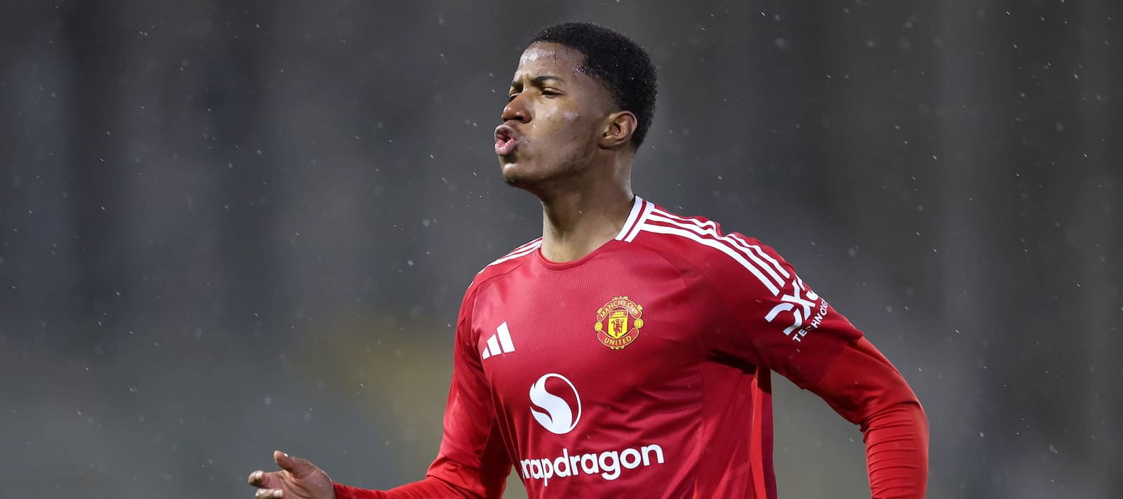 Ruben Amorim pourrait se tourner vers Chido Obi au milieu des objectifs de Man United, explique Fabrizio Romano - Man United News and Transfer News