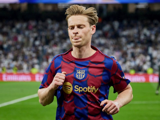 Barcelone's Frenkie de Jong sur la photo en avril 2024