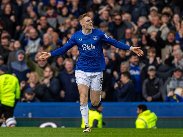 Jake O'Brien d'Everton célèbre le score contre West Ham United, le 15 mars 2025 Jake O'Brien d'Everton célèbre le score contre West Ham United, le 15 mars 2025