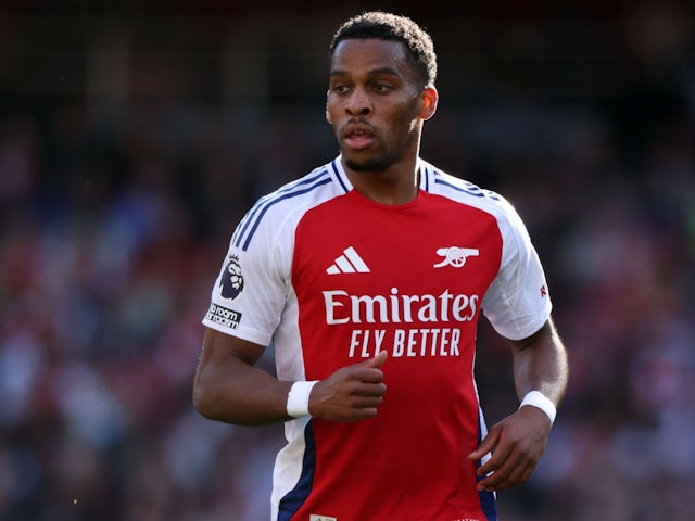 Jurrien Timber d'Arsenal en action le 28 septembre 2024 Jurrien Timber d'Arsenal en action le 28 septembre 2024