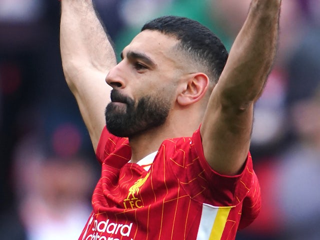 Mohamed Salah de Liverpool célèbre le score le 8 mars 2025