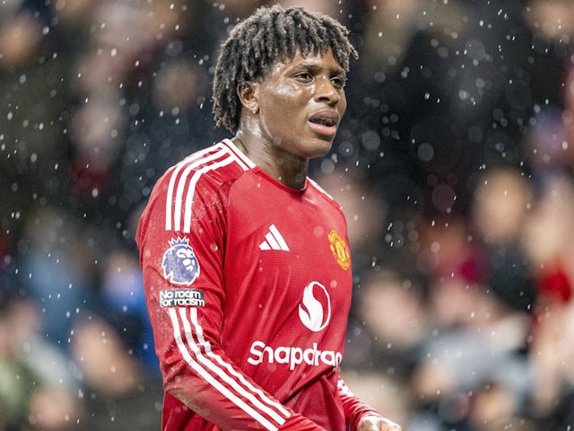 Le défenseur de Manchester United Patrick Dorgu le 26 février 2025