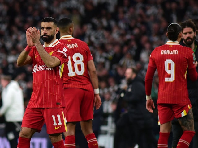 L'attaquant de Liverpool Mohamed Salah a l'air découragé le 16 mars 2025
