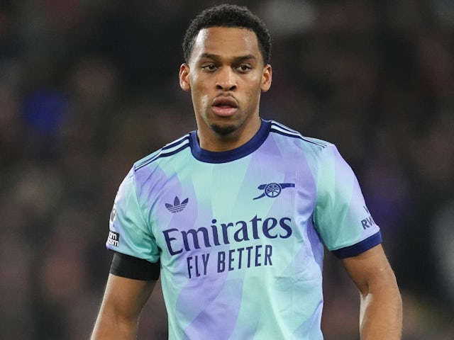 Jurrien Timber d'Arsenal illustré le 21 décembre 2024