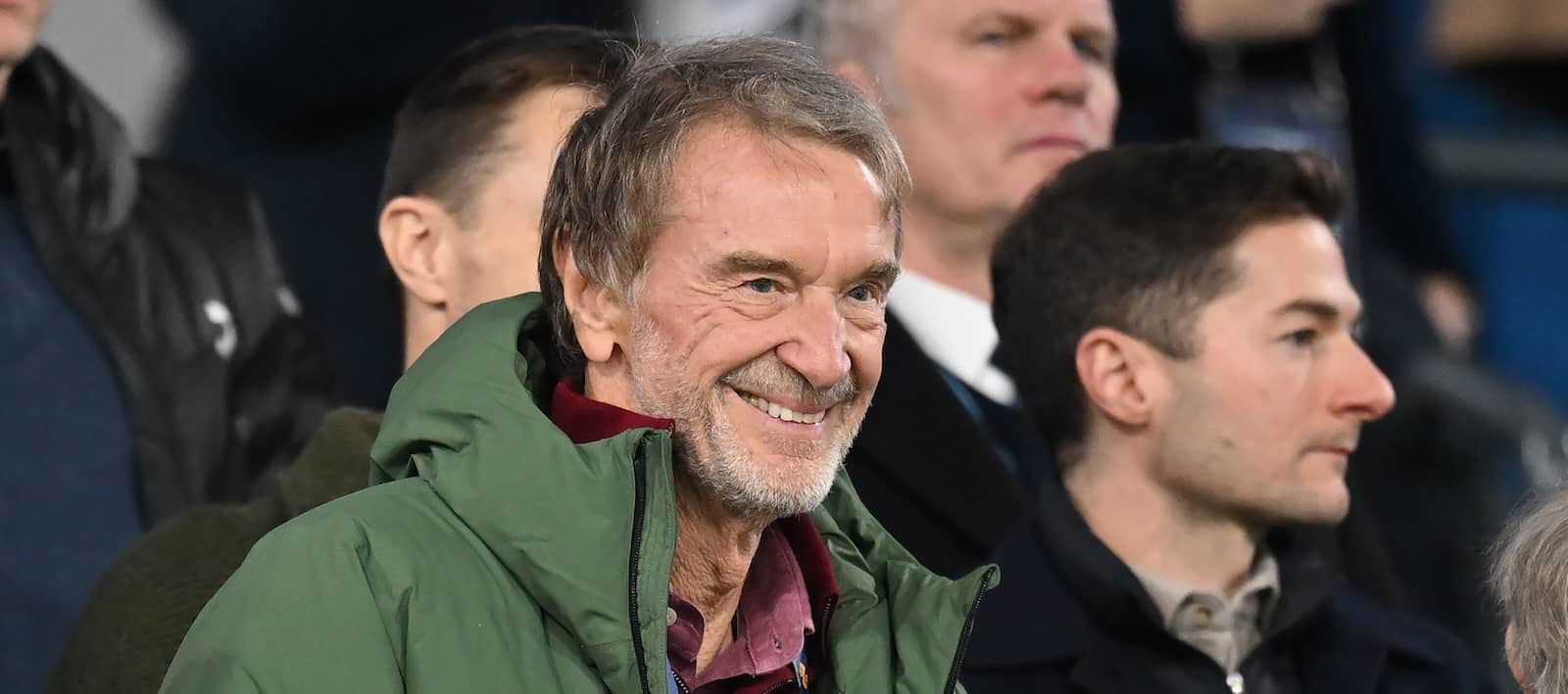 Sir Jim Ratcliffe envisageant la résiliation du bail sur les bureaux de Londres de Man United dans le cadre du plan de réduction des coûts - Man United News and Transfer News