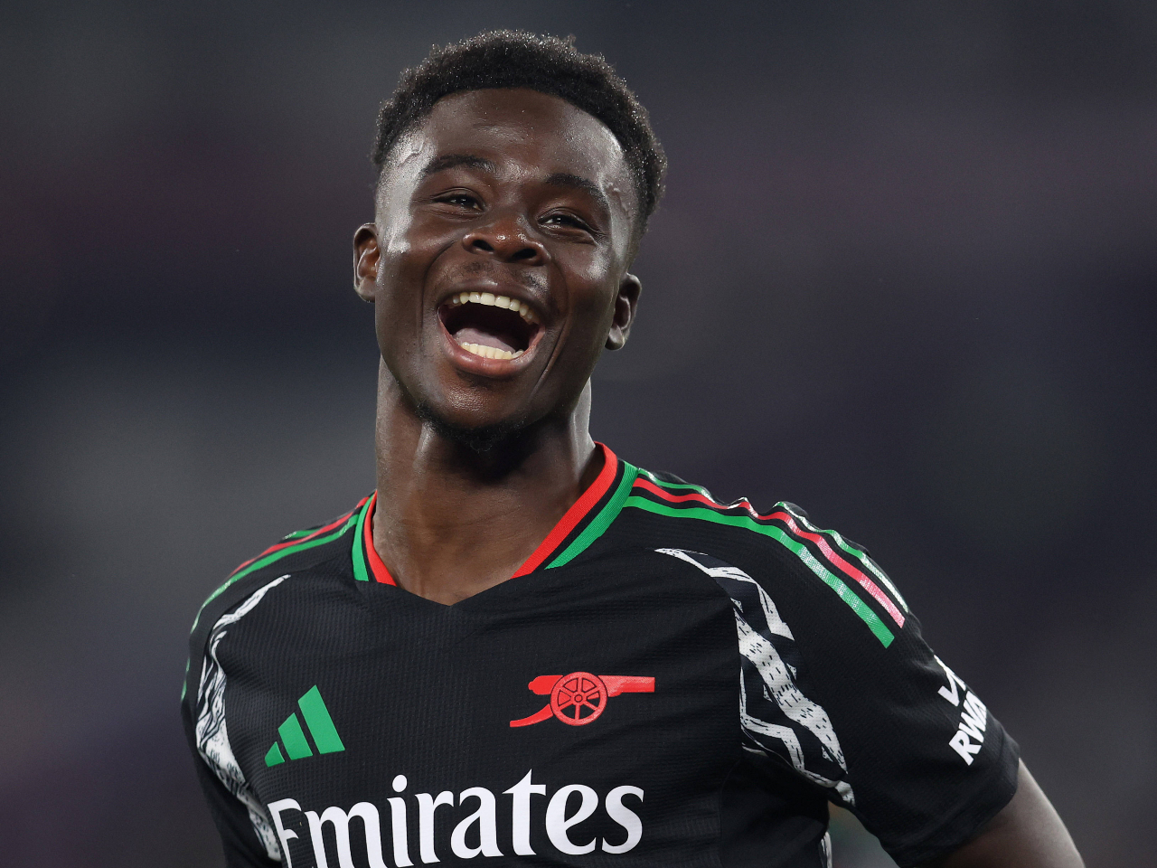 Bukayo Saka brise le silence sur Arsenal Future alors que Mikel Arteta laisse tomber le Real Madrid