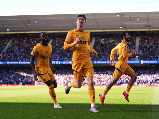 Jorgen Strand Larsen de Wolverhampton Wanderers lors de la Premier League de son équipe contre Ipswich Town, le 5 avril 2025