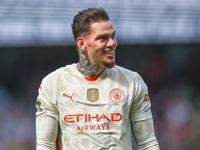 Ederson de Manchester City le 12 avril 2025