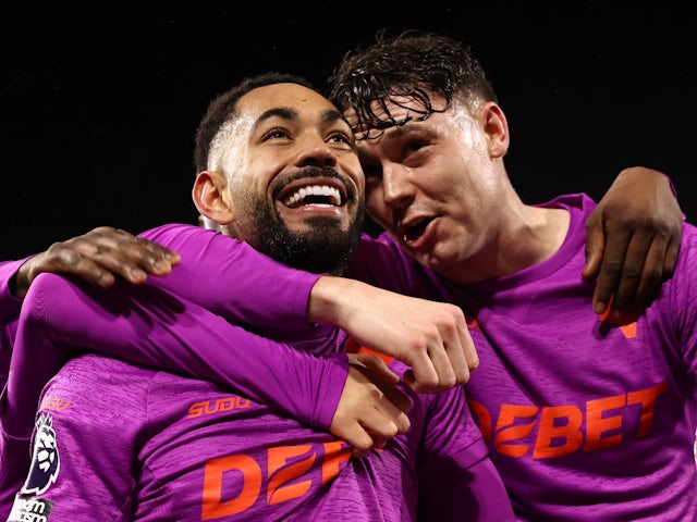 Matheus Cunha et Jorgen Strand Larsen de Wolverhampton Wanderers le 23 novembre 2024