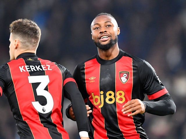 Antoine Semenyo de Bournemouth célèbre avec Milos Kerkez le 14 avril 2025