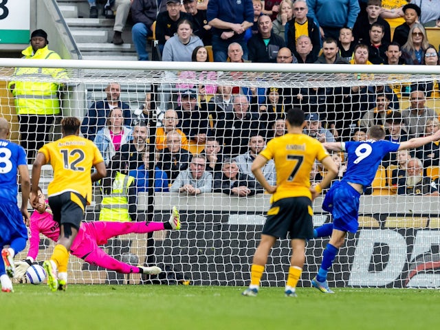 Jamie Vardy de Leicester City manque une pénalité le 26 avril 2025