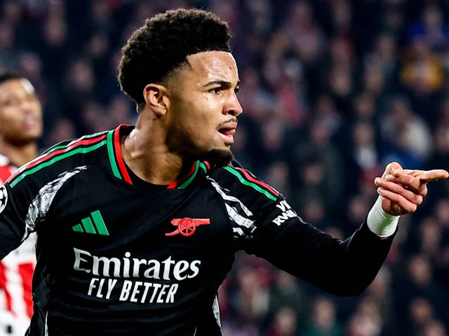 Ethan Nwaneri d'Arsenal célèbre le score le 4 mars 2025