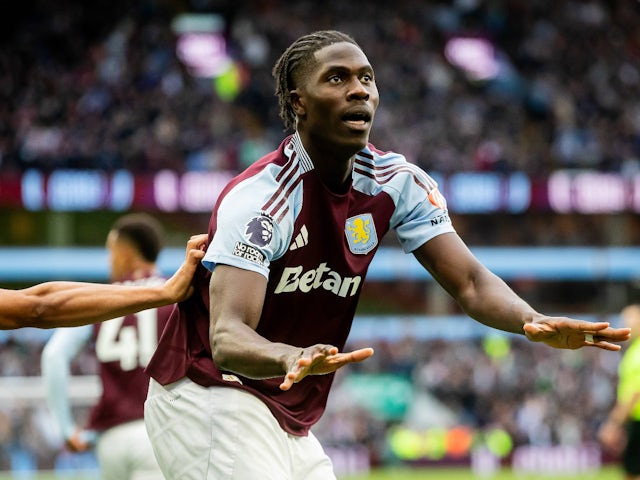 Amadou Onana d'Aston Villa célèbre le 19 avril 2025