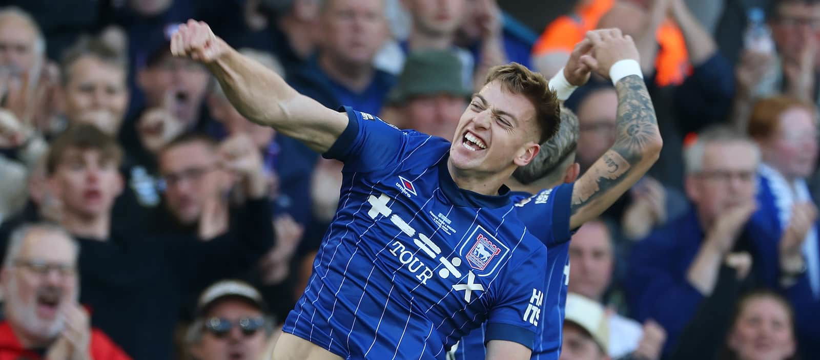 Chelsea confiant de remporter la course de transfert pour la meilleure cible de Man United Liam Delap - Man United News and Transfer News