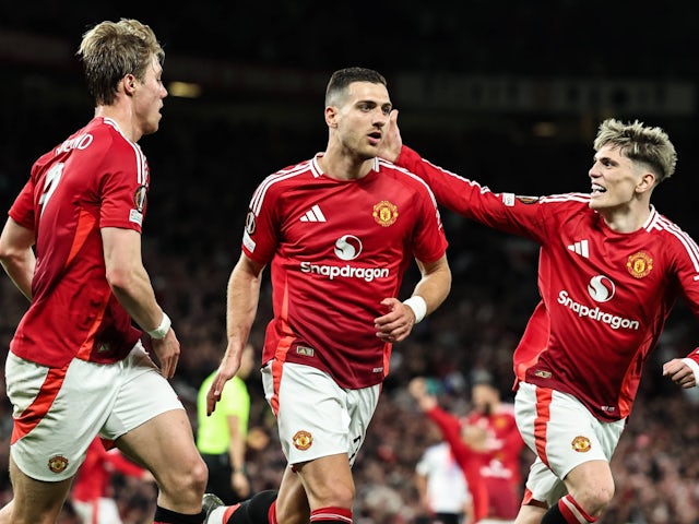 Diogo Dalot de Manchester United célèbre le score contre Lyon le 17 avril 2025