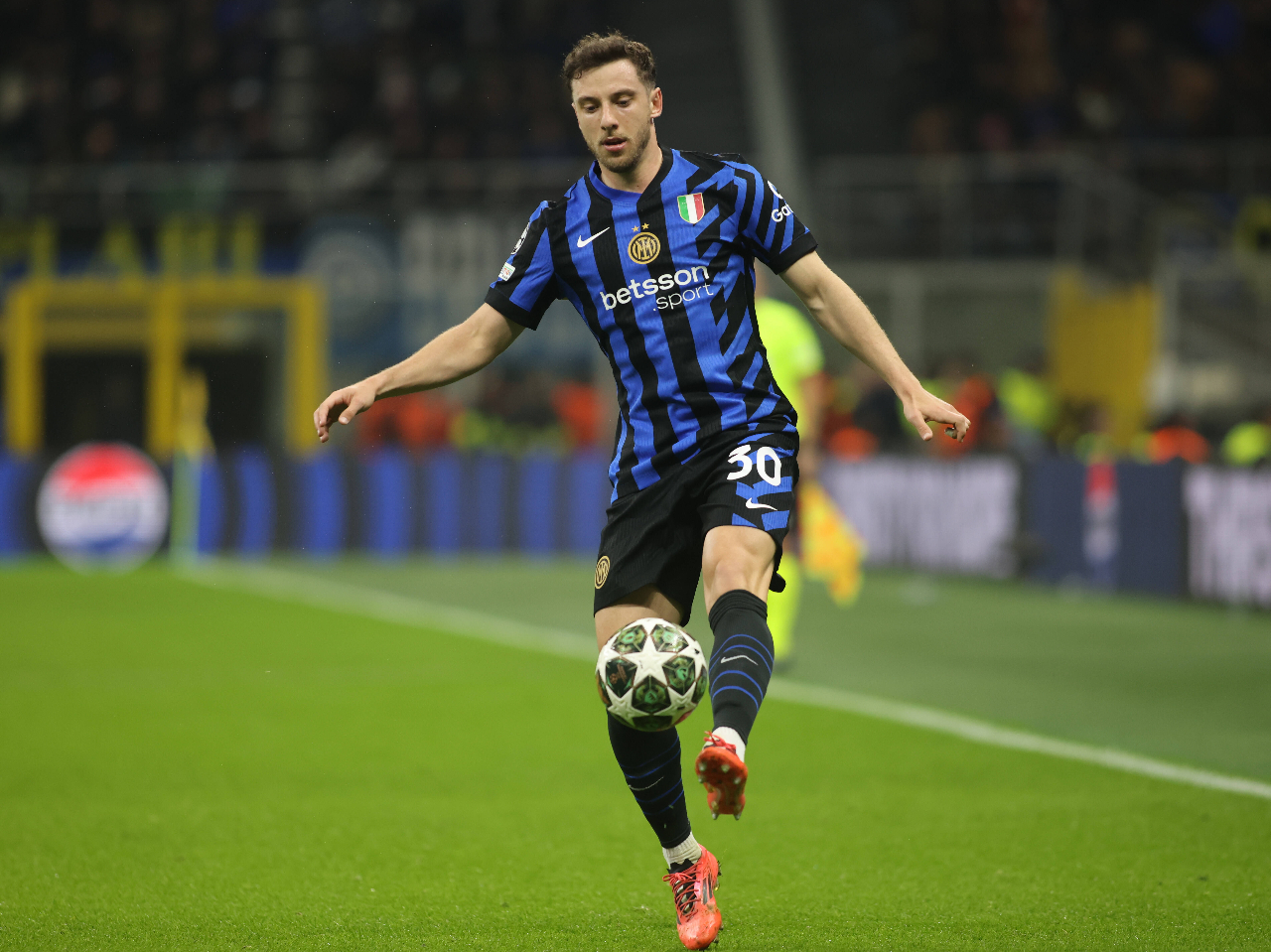 Tough choice between Dimarco, Augusto at left wing-back: Predicted Inter lineup vs. Bayern