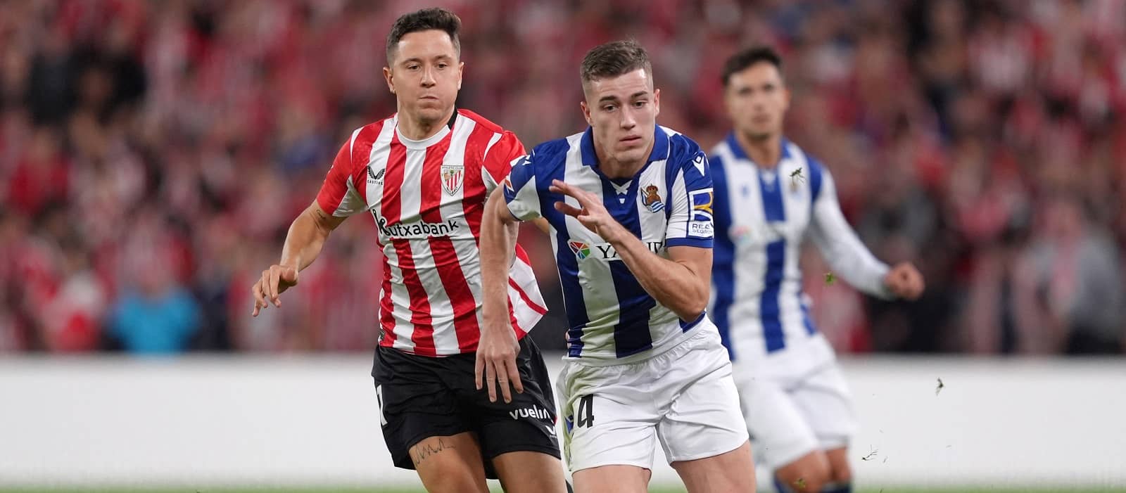 Manchester United Prêt à table Offre d'été pour le génie du milieu de terrain de Real Sociedad Luka SUCIC - Man United News and Transfer News