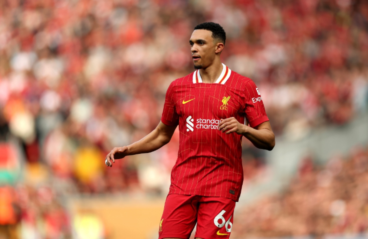Wayne Rooney has weighed in on Trent Alexander-Arnold