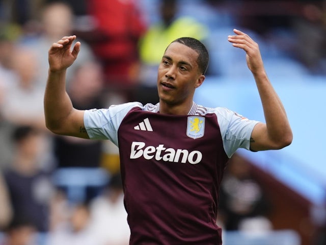 Youri Tielemans pour Aston Villa le 3 mai 2025