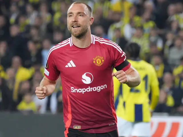 Christian Eriksen de Manchester United le 24 octobre 2024